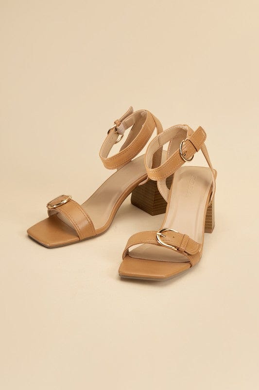 Fortune Dynamic Shoes Buckle Sandal Heels