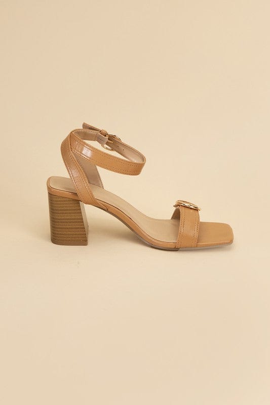 Fortune Dynamic Shoes Buckle Sandal Heels