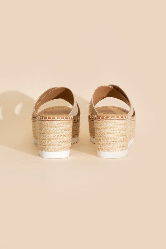 Fortune Dynamic Shoes Platform Sandals***Online Only***