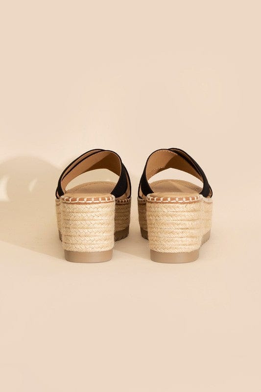 Fortune Dynamic Shoes Platform Sandals***Online Only***